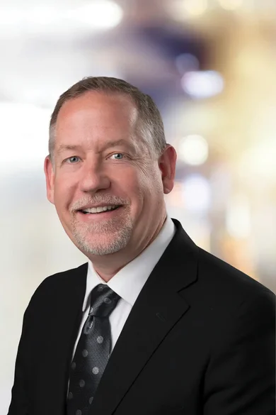 Portrait of Pat Komiske, REALTOR® | ABR®.